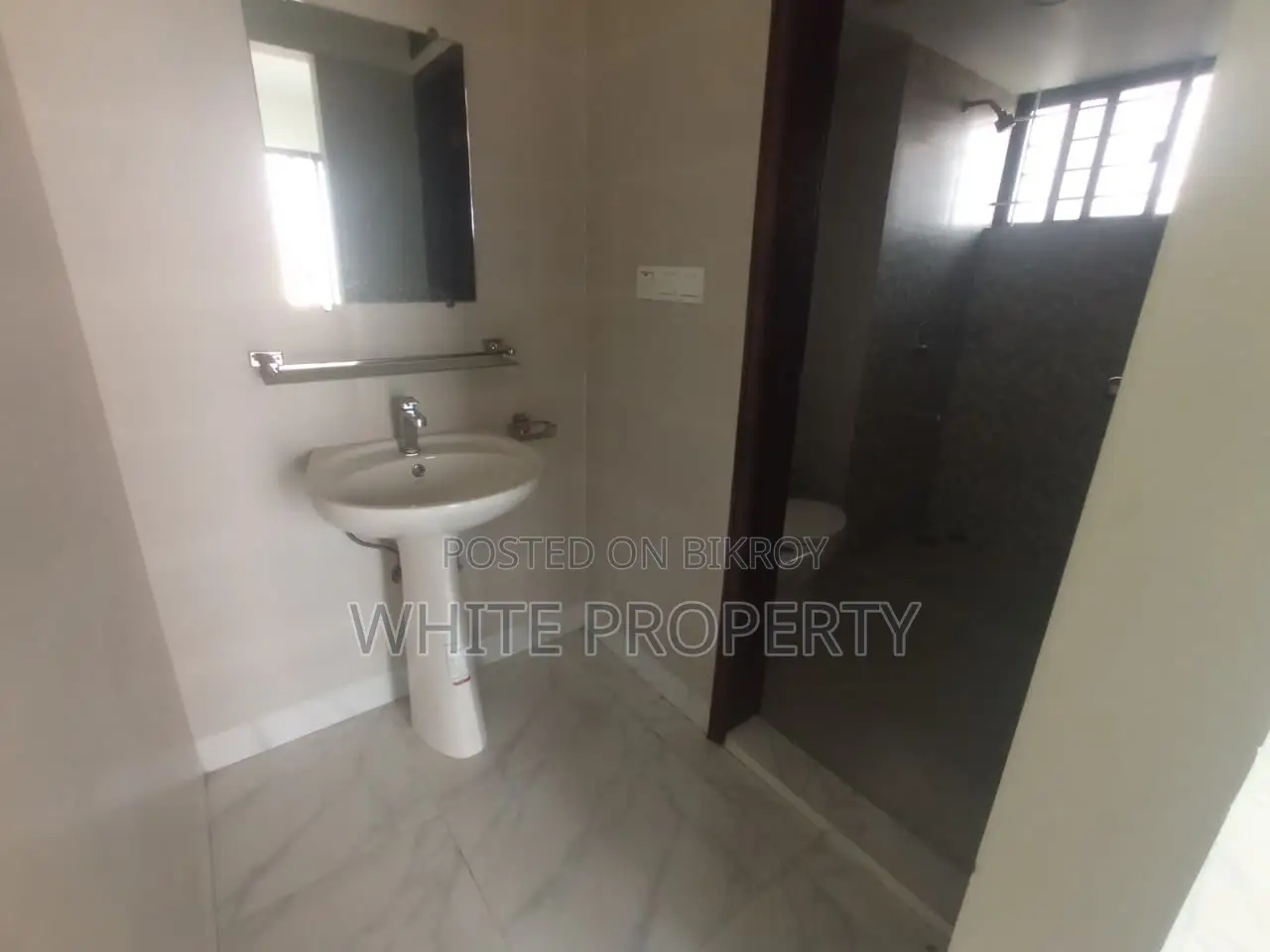 Apartment Sale Uttara sec 3, Road 18