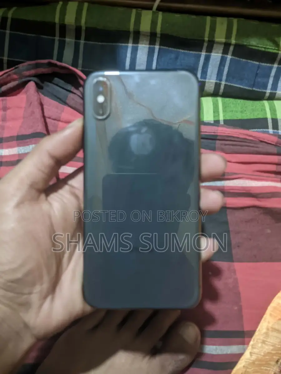 Apple iPhone X (Used)