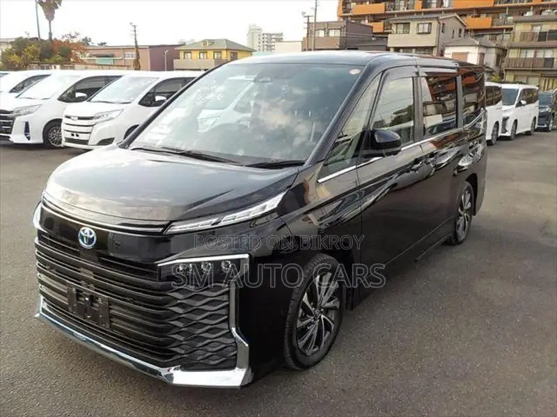 Toyota Voxy Hybrid SZ Black New 2023