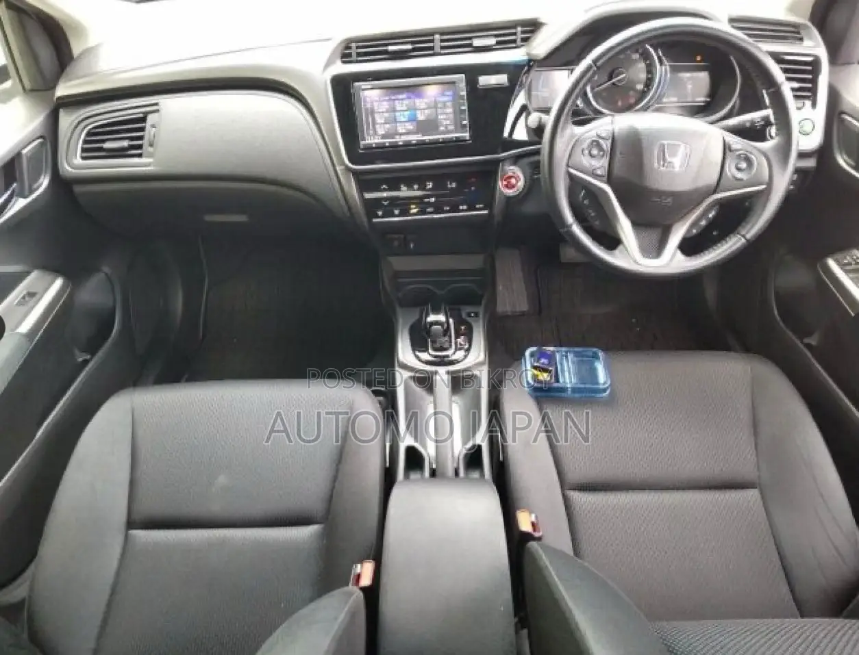 Honda Grace LX 2020