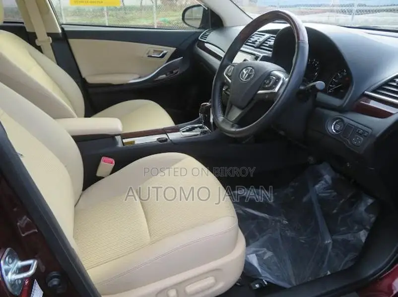 Toyota Premio FXE 2021