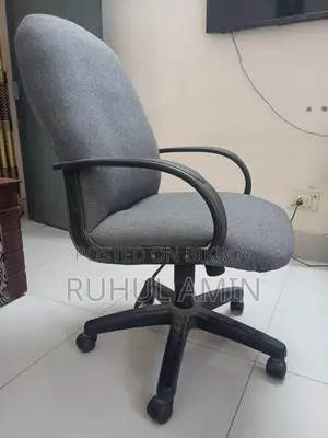 রিভলভিং চেয়ার ফ্রেশ