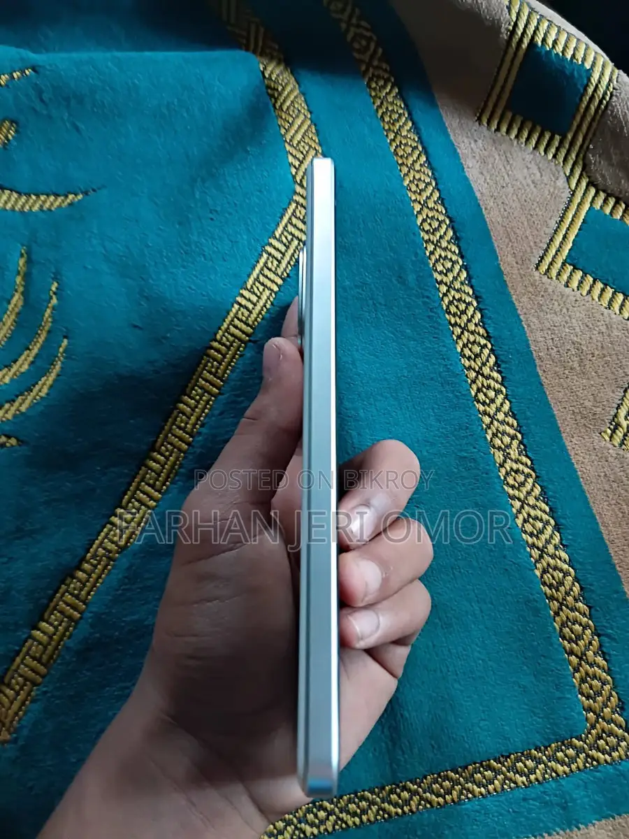 iQOO Z9 12-256 (Used)