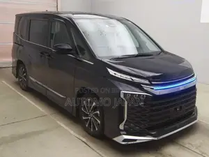 Toyota Voxy SZ 2023