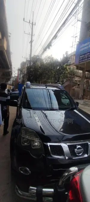 নিসান এক্স-ট্রেইল ব্ল্যাক ২০১১