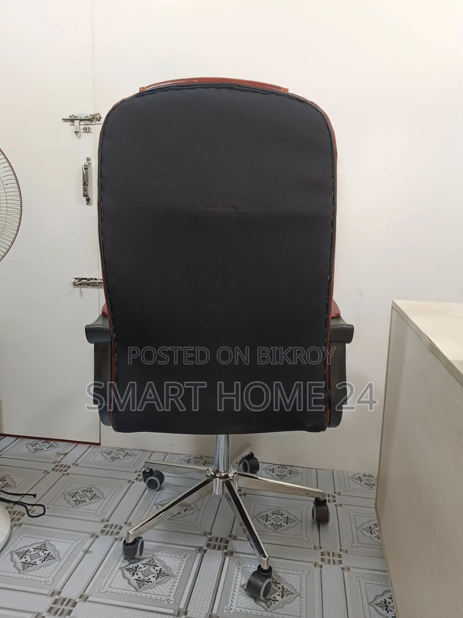 Premium Office Chair – Elegant Design, Maximum Comfort, and Durable Quality