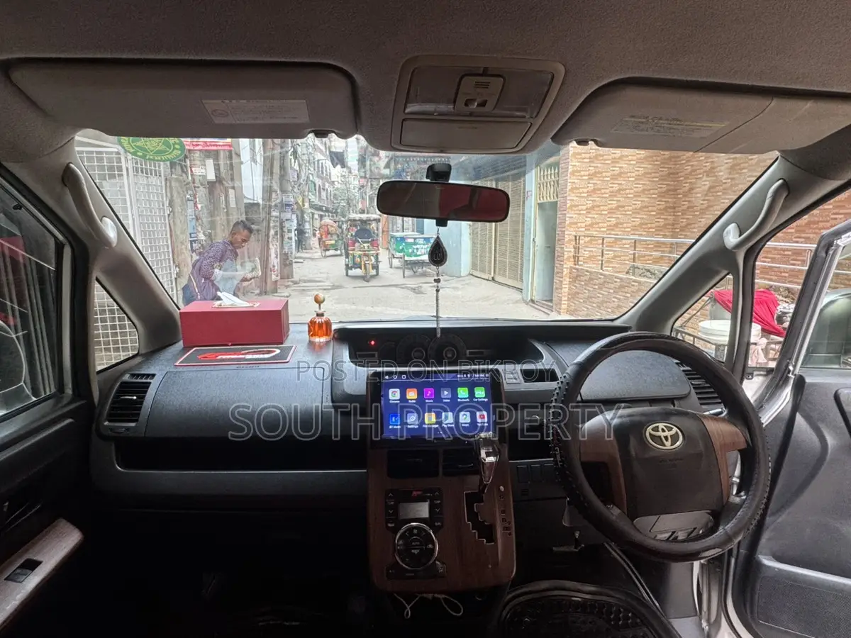Rent-a-car for Eid Holidays: 7-Seater X Noah Car