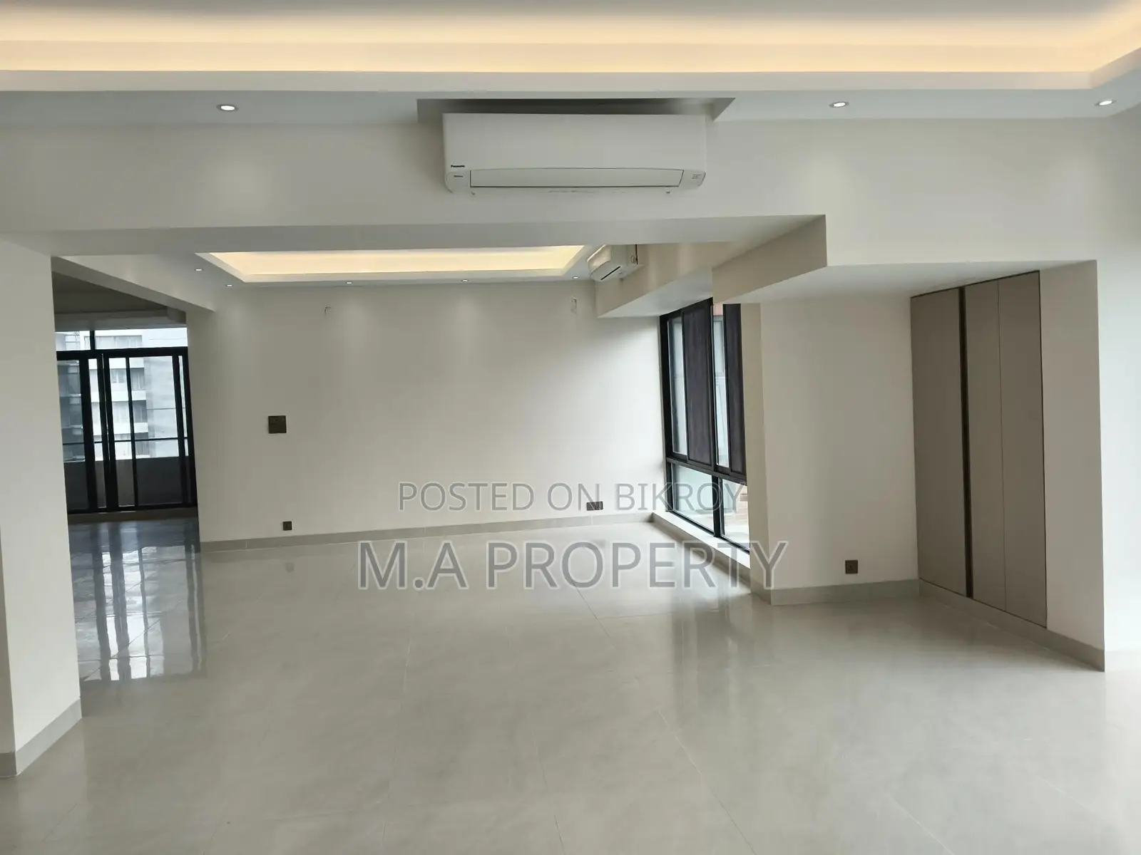 LUXURY DECORATED 3-BEDROOM GYM+SWIMMING APARTMENT RENT