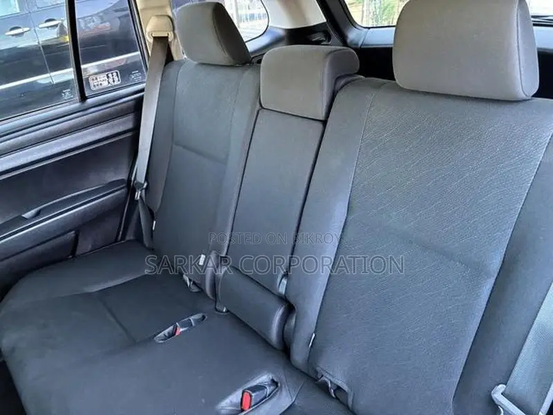 Toyota Fielder EX Hybrid 2020