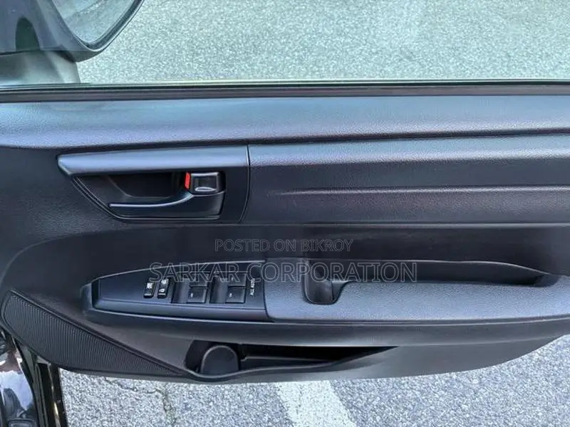 Toyota Fielder EX Hybrid 2020