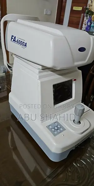 অটো রিফ্র্যাক্টোমিটার