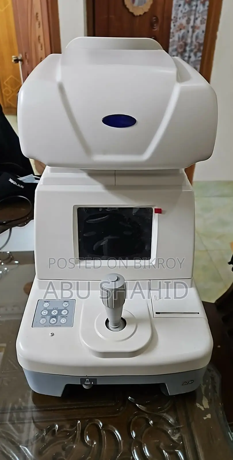 অটো রিফ্র্যাক্টোমিটার