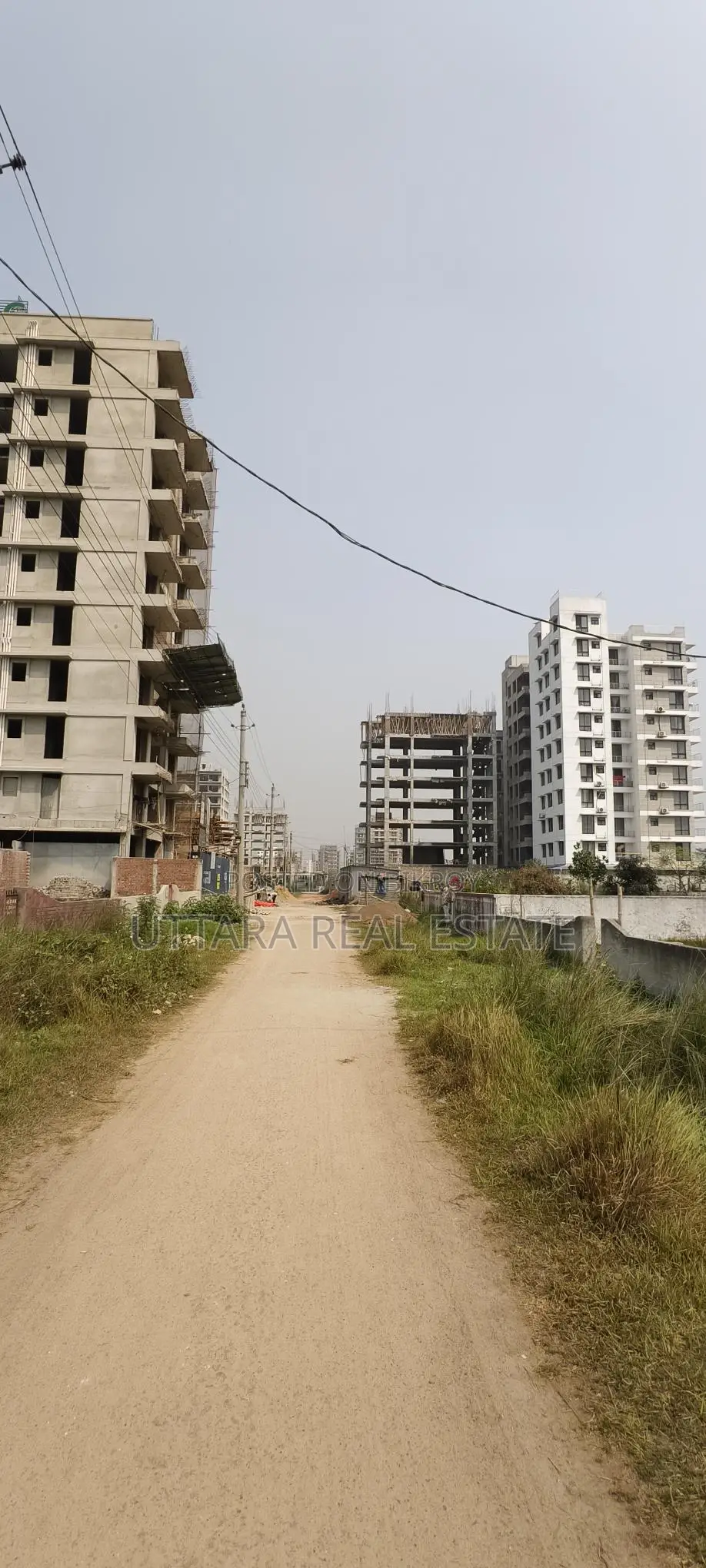 ঢাকা উত্তরা রাজউক ১৫নং সেক্টর সি ব্লক ৩এ রোড ৩ কাঠার প্লট বিক্রি হবে