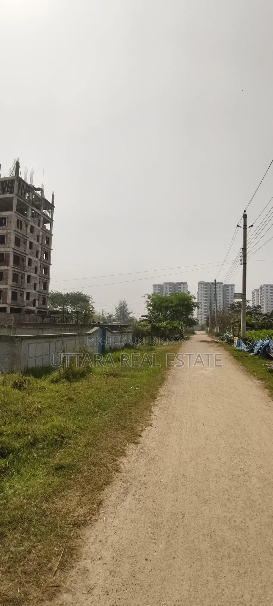 ঢাকা উত্তরা রাজউক ১৫নং সেক্টর সি ব্লক ৩এ রোড ৩ কাঠার প্লট বিক্রি হবে