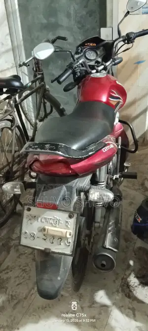 Mahindra Centuro . 2017