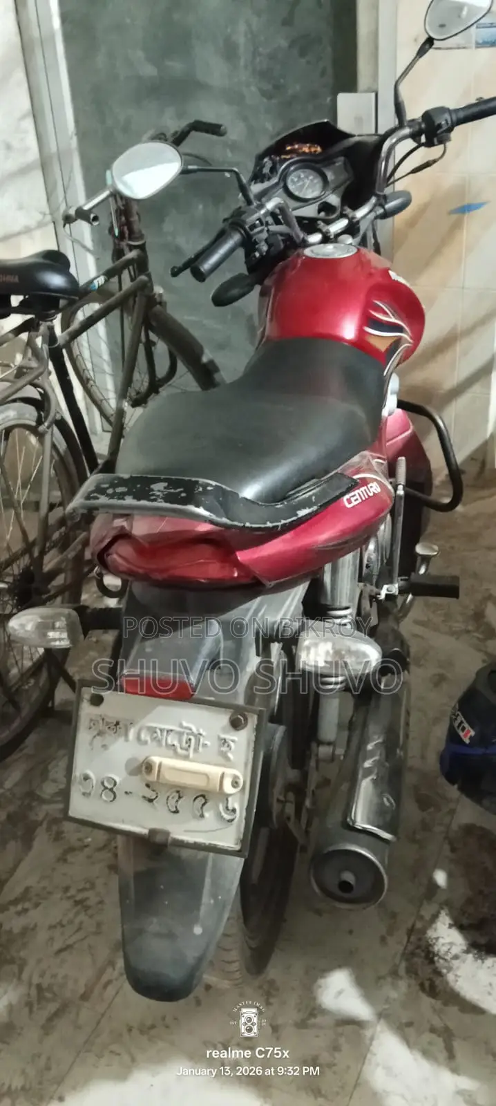 Mahindra Centuro . 2017