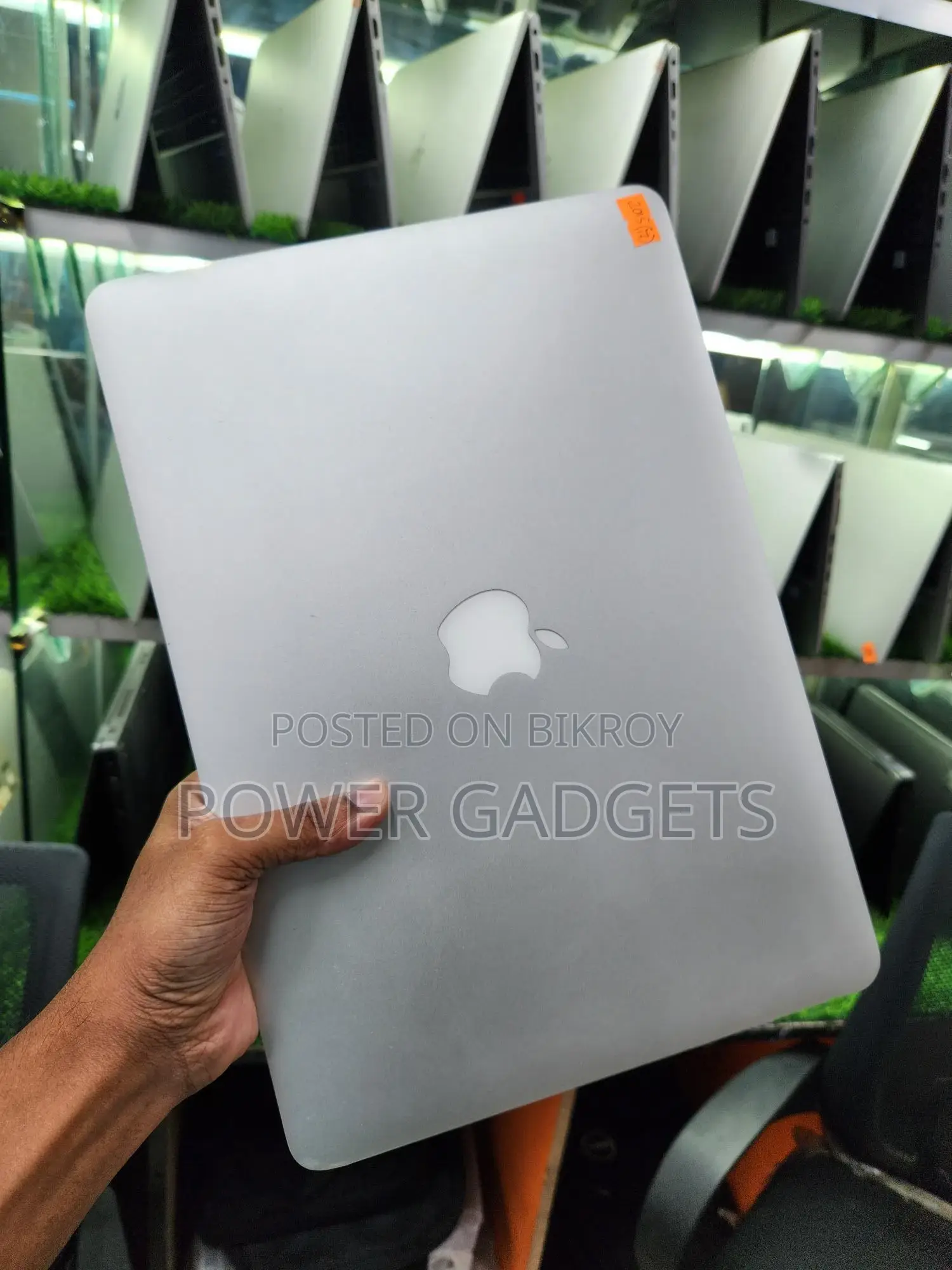 MacBook Air 2017 core i5 (8/256gb)