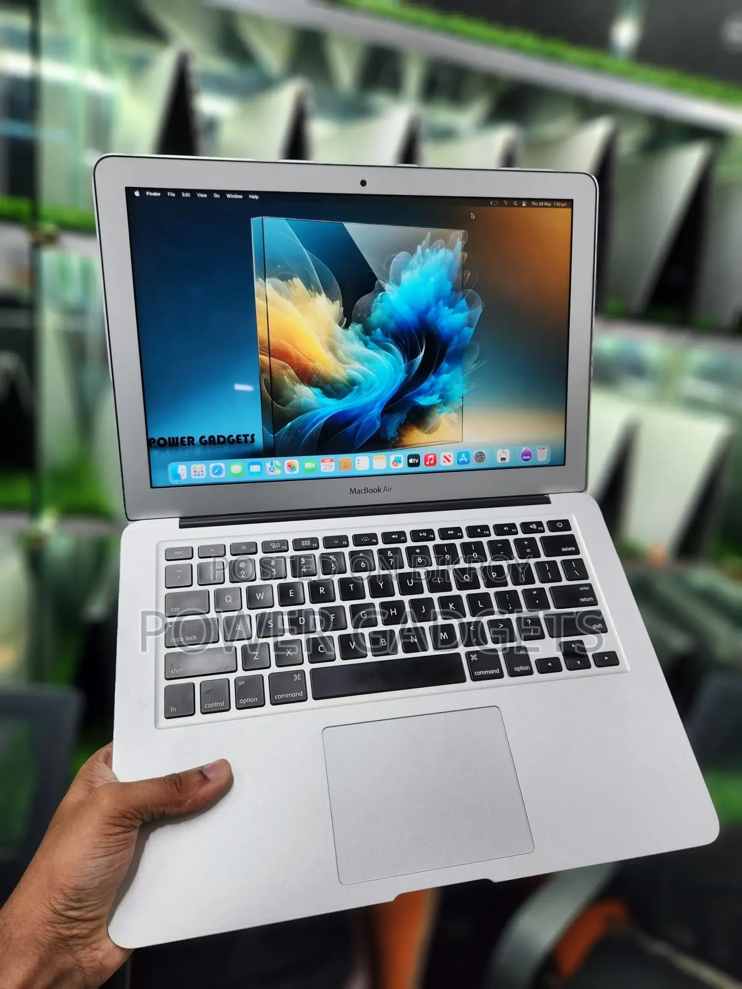 MacBook Air 2017 core i5 (8/256gb)