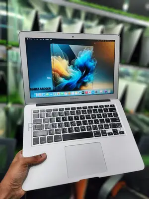 MacBook Air 2017 core i5 (8/256gb)