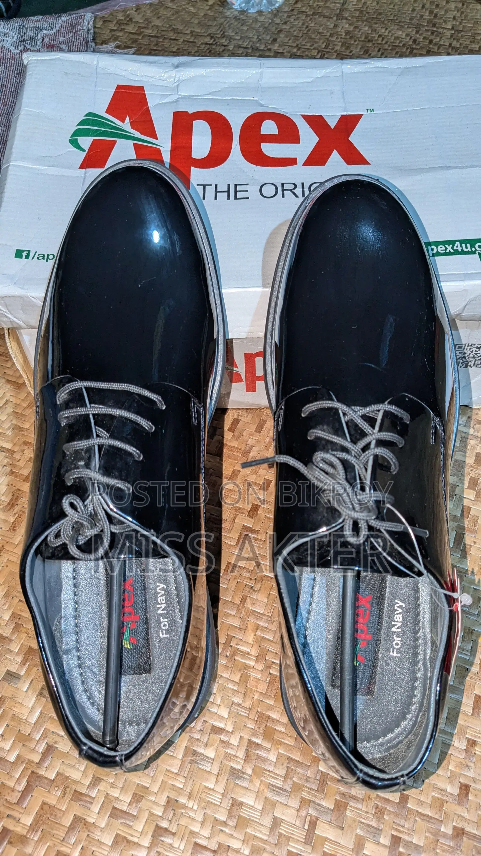 Apex Venturini Premium Leather Shoes for sale (Gifted).