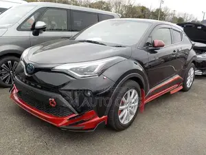 Toyota C-HR G Mode Nero Black 2021