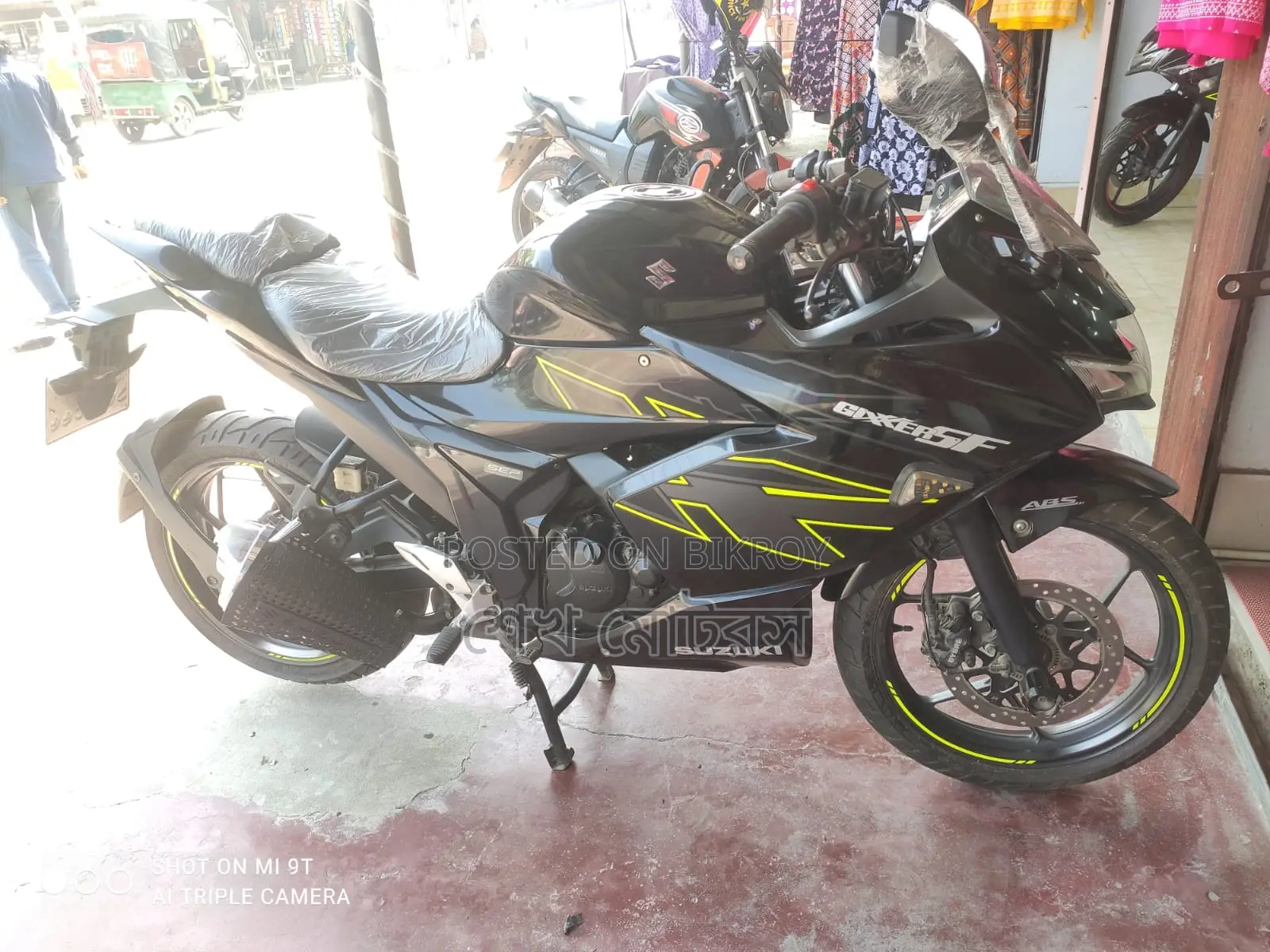 Suzuki Gixxer SF BLACK 2024