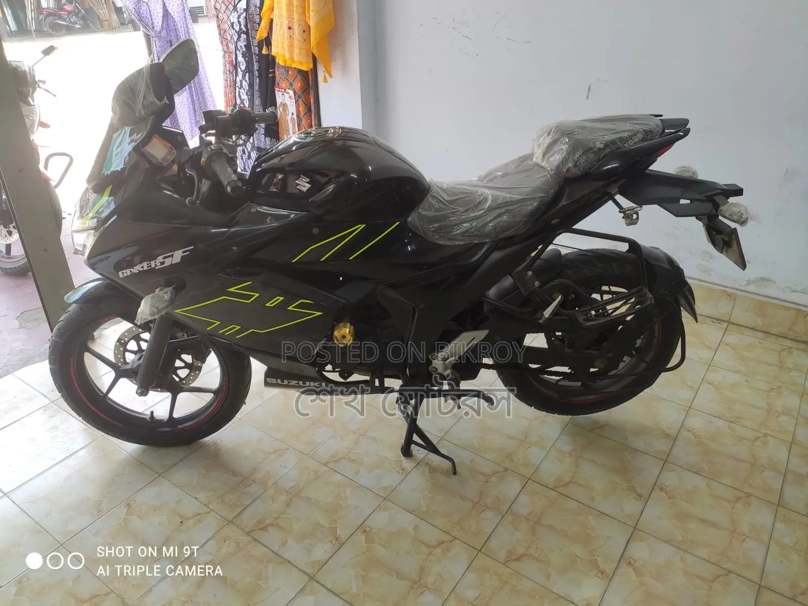 Suzuki Gixxer SF BLACK 2024