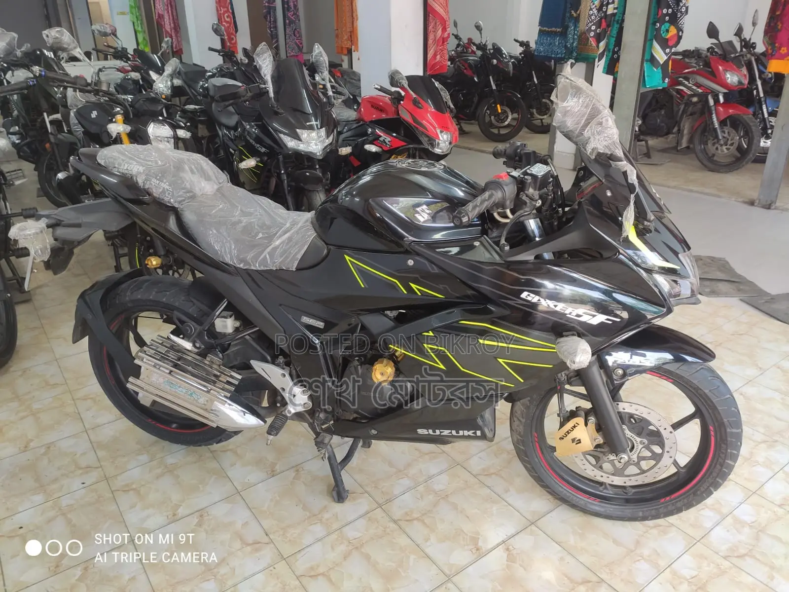 Suzuki Gixxer SF BLACK 2024