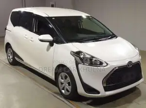 Toyota Sienta 7 Seater X pkg 2021