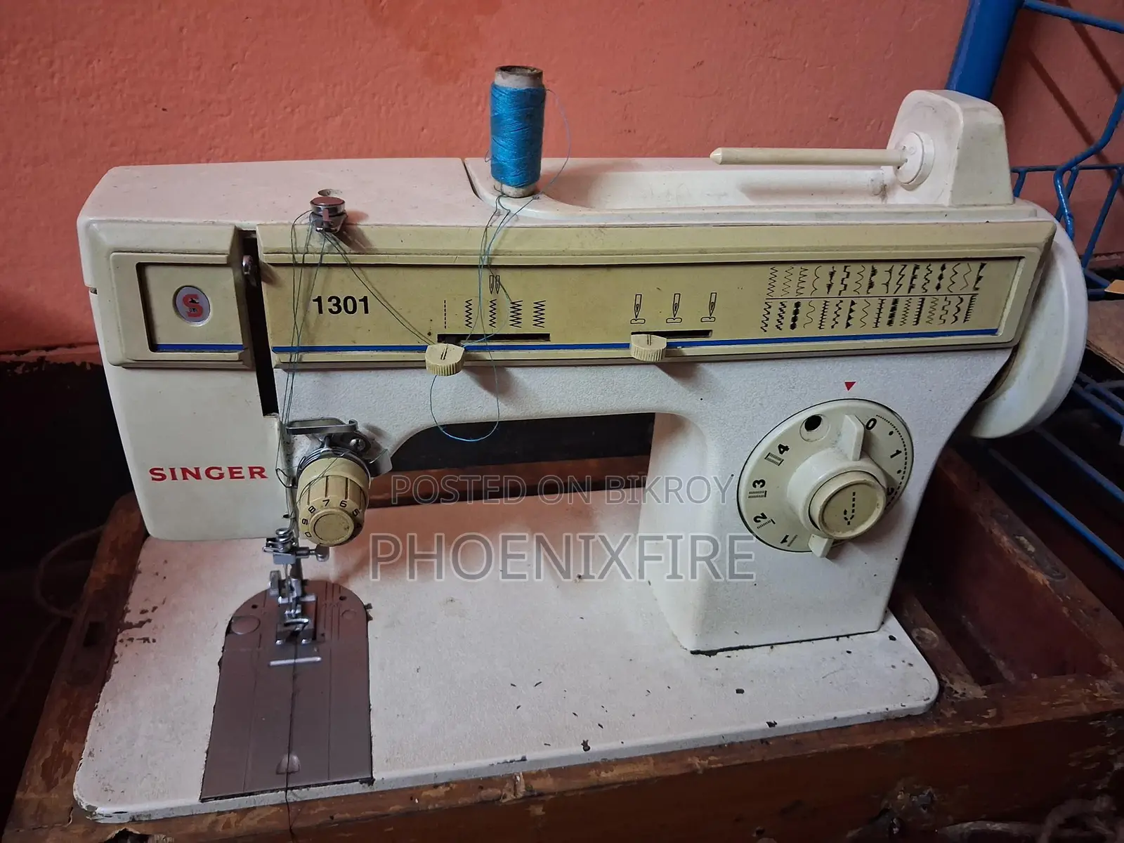 Singer Lampmax 15W Sewing Machine