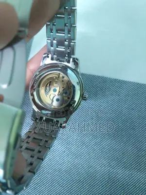অ্যানালগ ঘড়ি বিক্রয় হবে