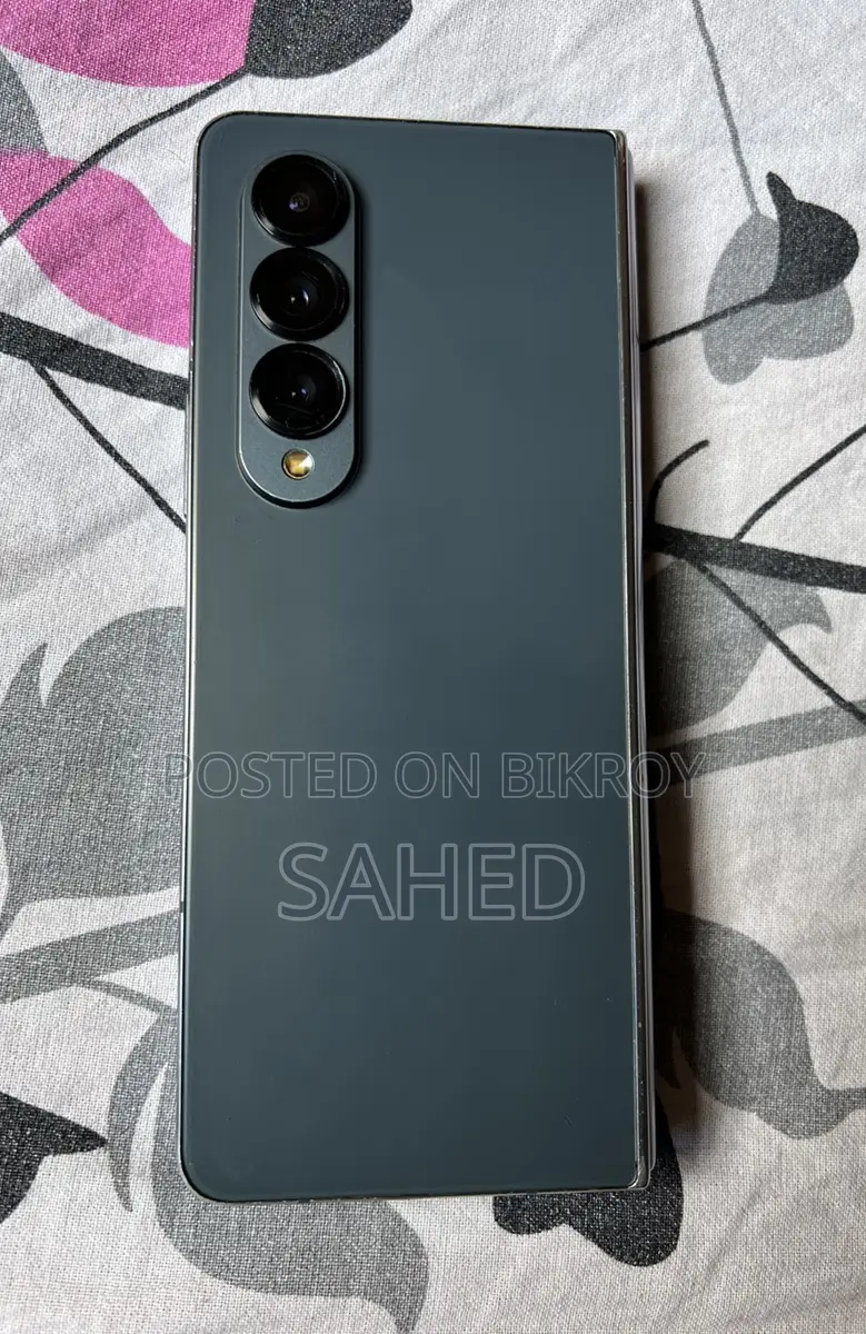 Samsung Galaxy Z Fold 4 12/256 (Used)