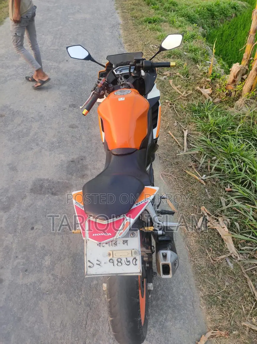 Honda CBR 2018