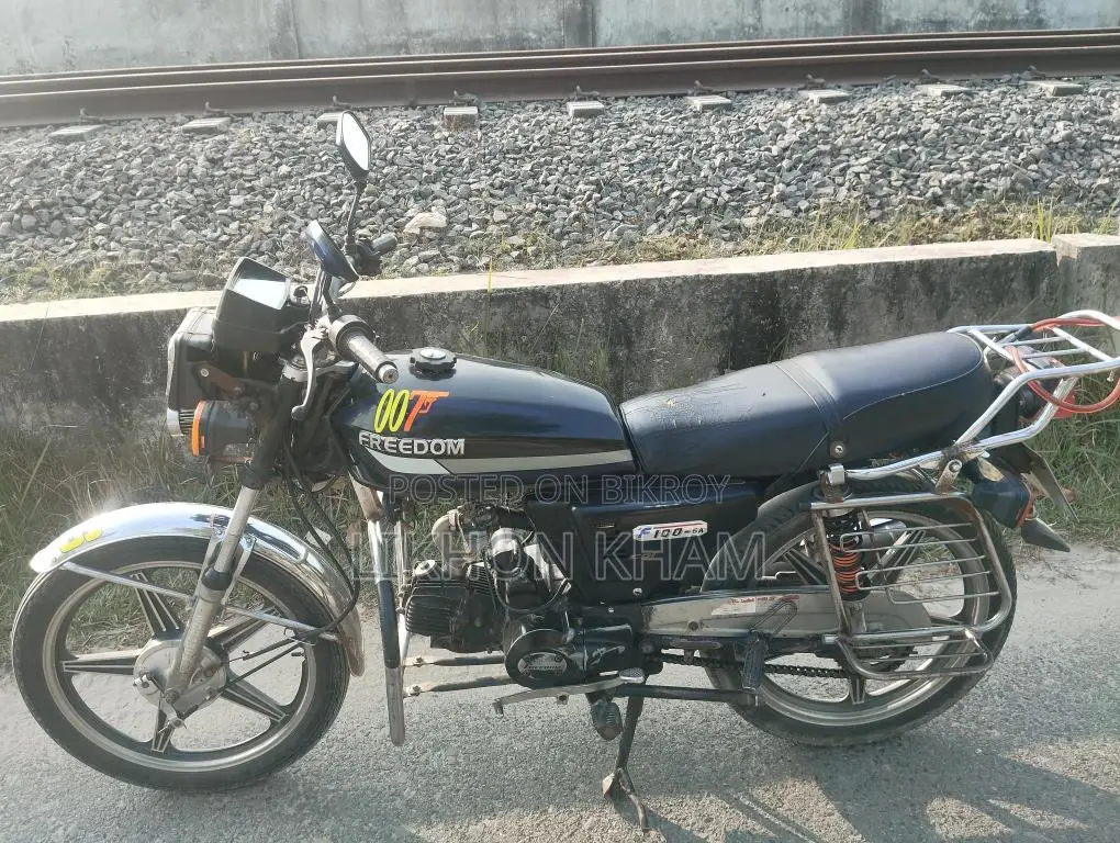 Runner Freedom F100-6A 2016