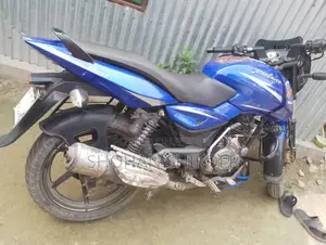 Bajaj Pulsar 150 . 2018