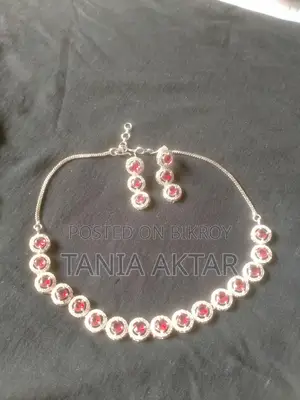 Diamond Cut Necklace with Ear Rings