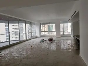 Rent New Luxurious Decorated 4-Bed, 7500sqft, 2-Carpark