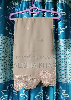 Selling Ready-made Indian Three-Piece Set