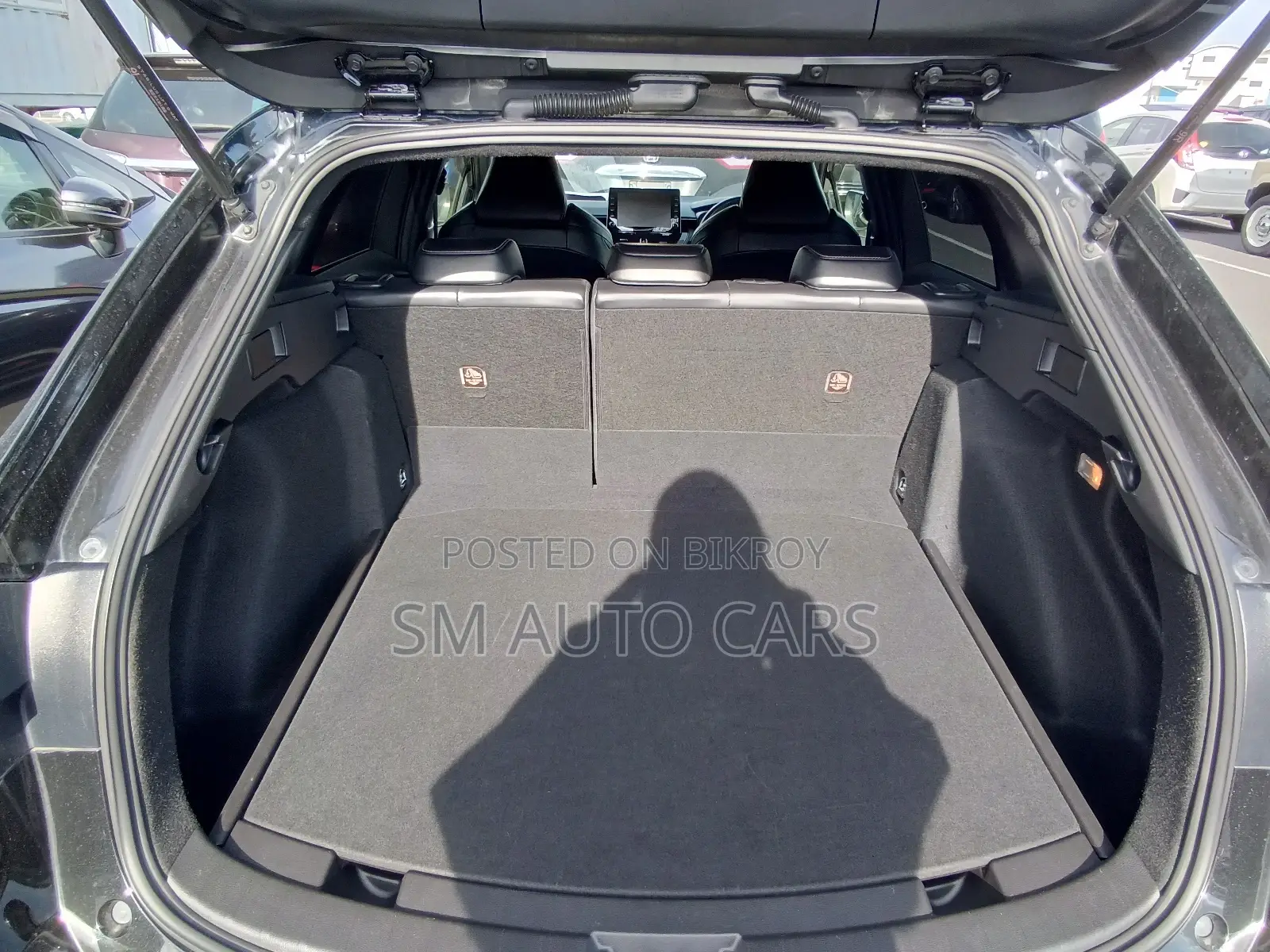 Toyota Corolla Touring WXB Black 2021