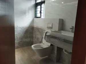 গুলশান ১-এ ভালো মানের ৩ বেডরুমের আনফার্নিশড ফ্ল্যাট ভাড়া