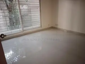 গুলশানে ভালো মানের ৩ বেডরুমের আনফার্নিশড ফ্ল্যাট ভাড়া