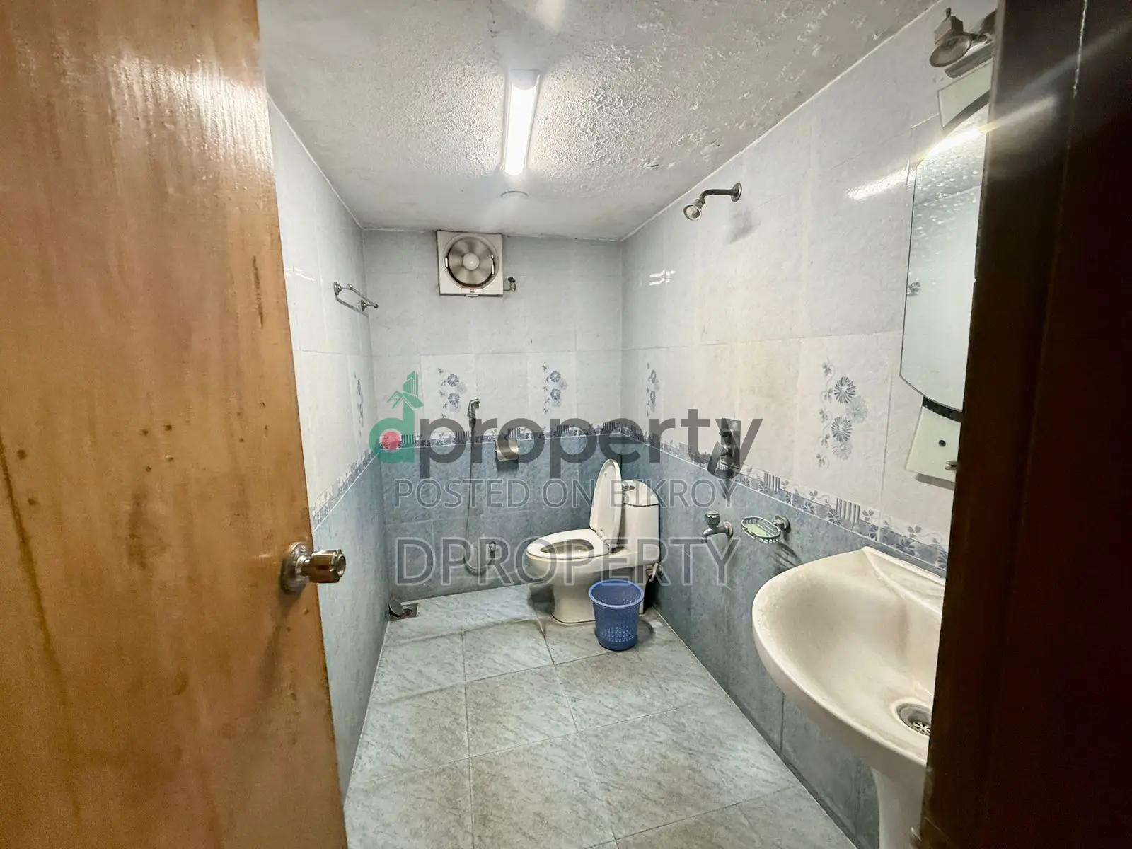 3000 SFT Fully Commercial Full Furnished Space Rent 6th Floor
