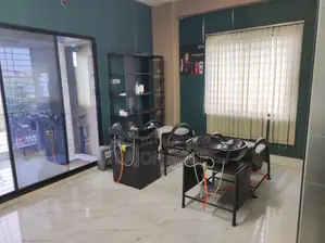 পার্লার, ফিমেল হেয়ার সেলুন বিক্রি