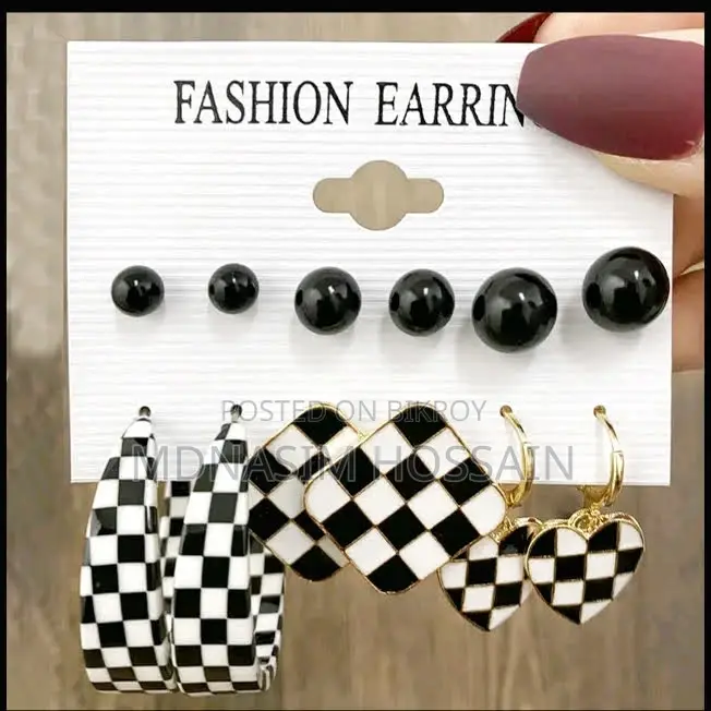 Gorgeous Earring