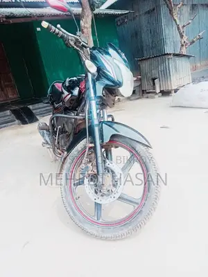 Runner Royal Plus ১১০ 2016