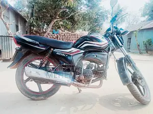 Runner Royal Plus ১১০ 2016
