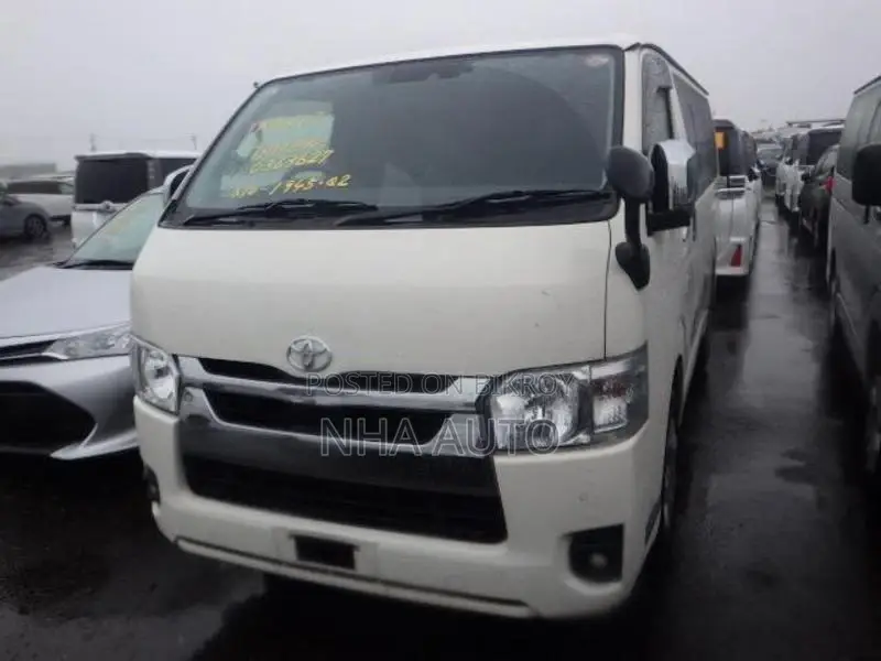 Toyota Hiace SUPER GL 2022
