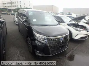 Toyota Esquire 2019 Black