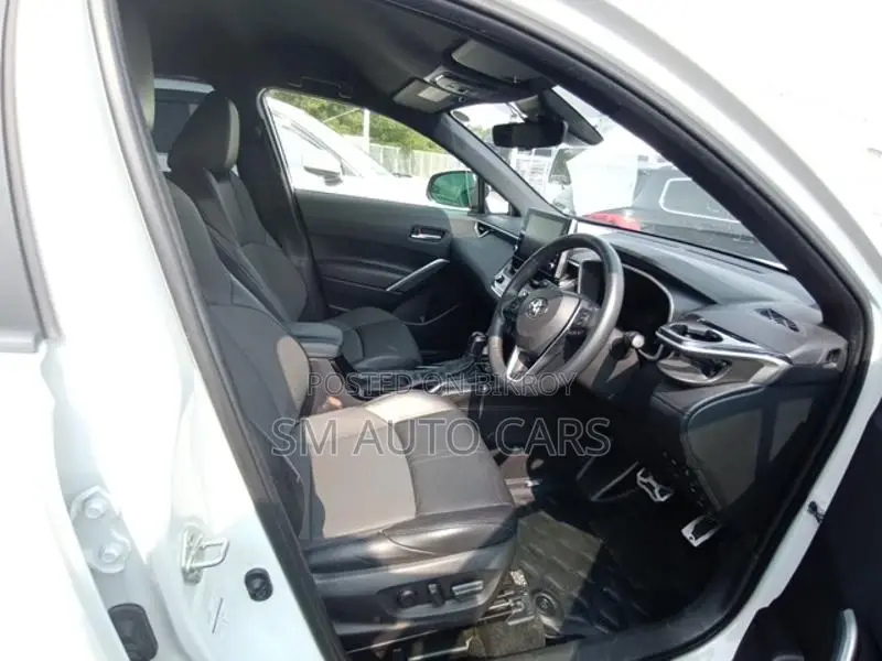 Toyota Corolla Cross Z Pearl Hardtop 2022