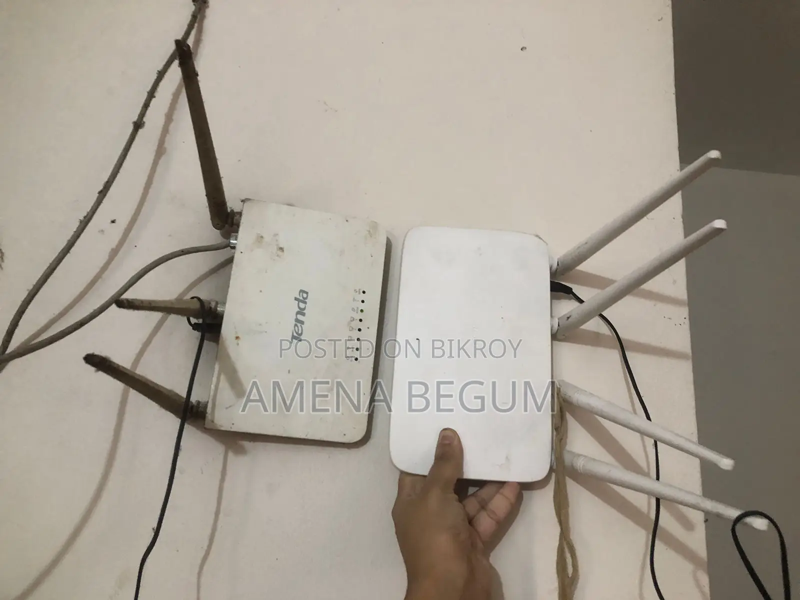 Tenda Router for sale, used